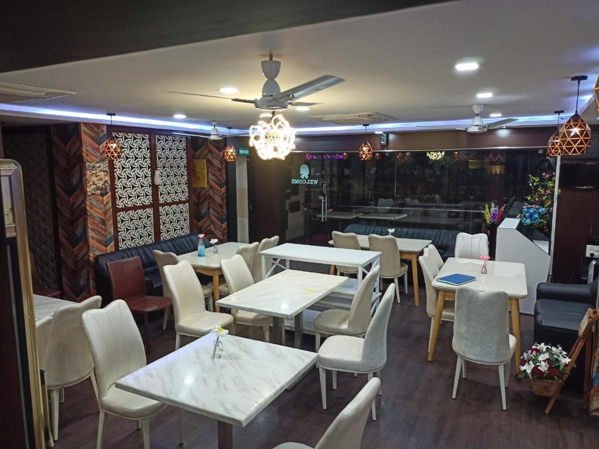 Dwaraka Inn Вишакхапатнам Экстерьер фото