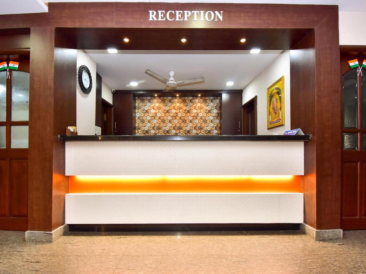 Dwaraka Inn Вишакхапатнам Экстерьер фото